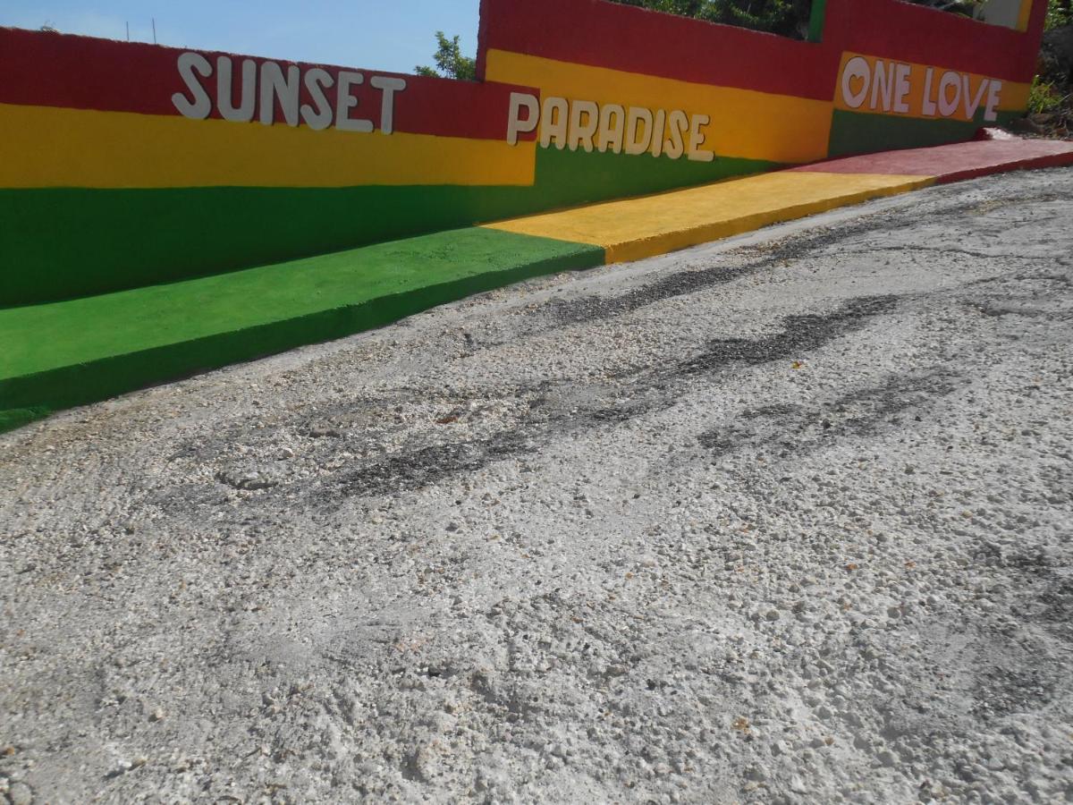 Solet'S Paradise Negril Hotel Exterior photo