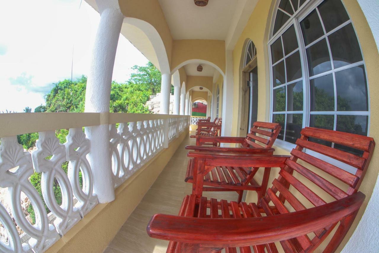 Solet'S Paradise Negril Hotel Exterior photo